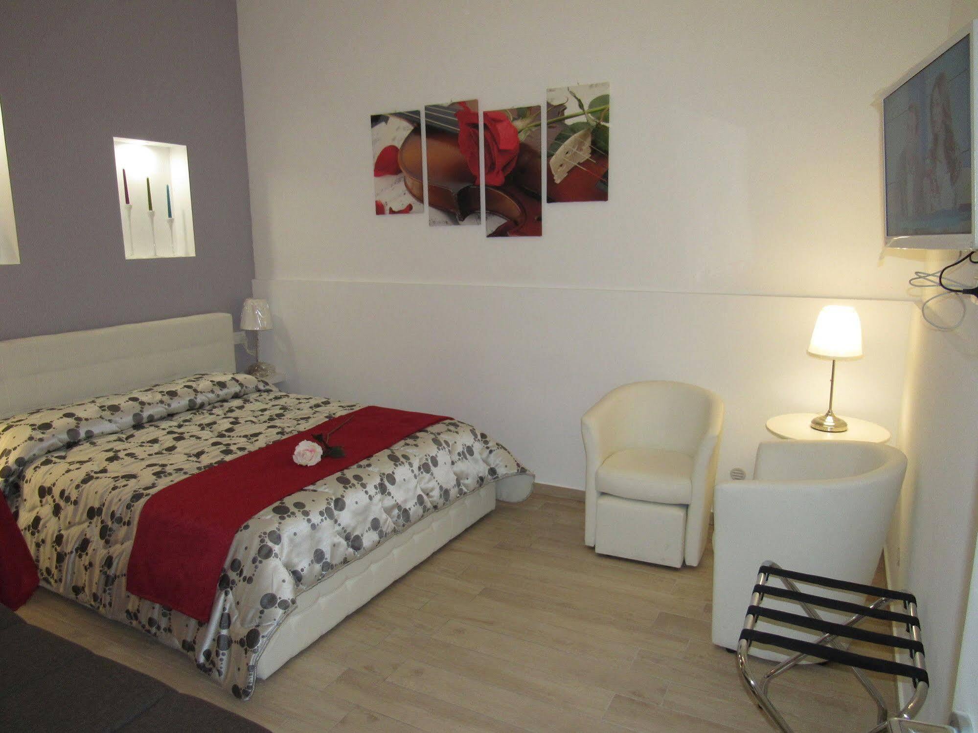 La Voce Del Violino Bed & Breakfast Ragusa Ngoại thất bức ảnh